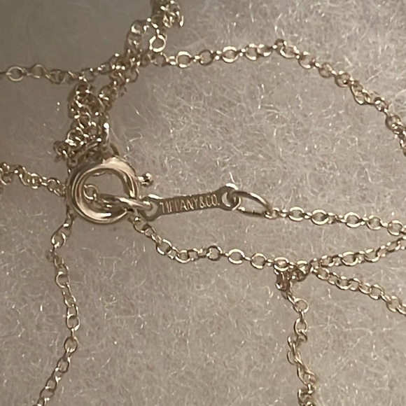 Tiffany & Co Elsa Peretti's Bean Necklace 18 mm- Authentic - Picture 7 of 9